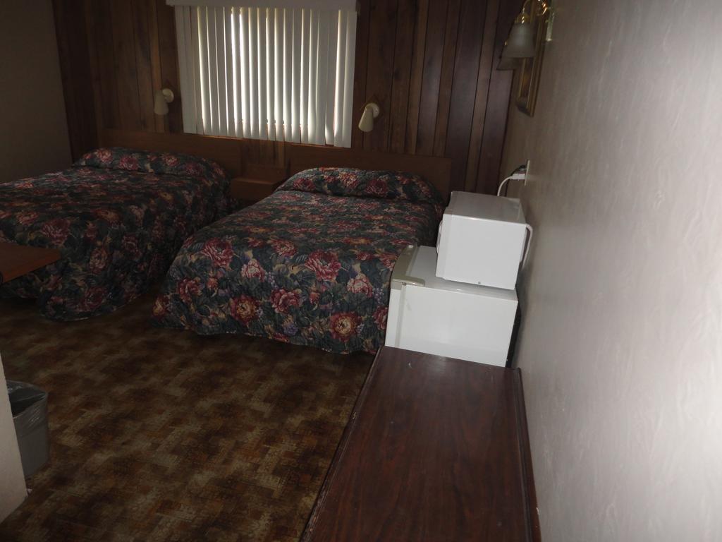 Empire Motel Saint Francis Ruang foto