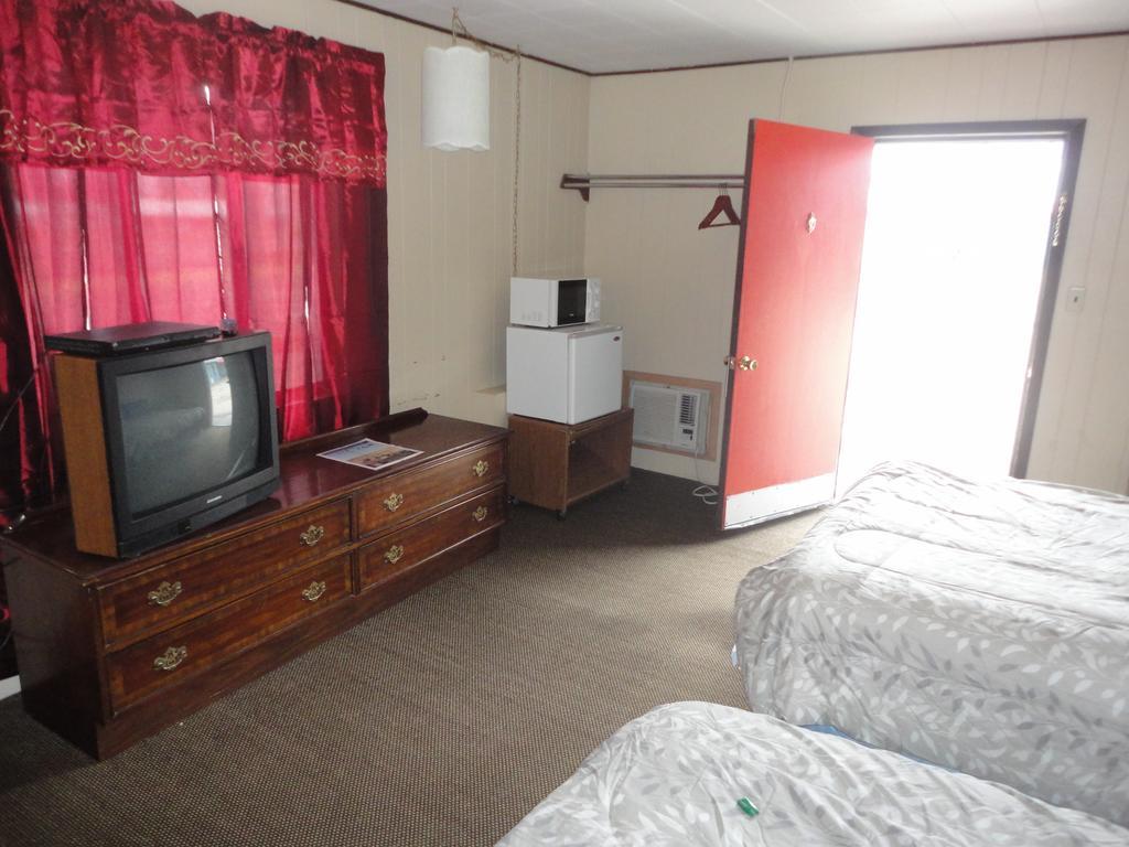 Empire Motel Saint Francis Ruang foto